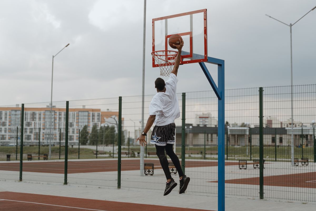 Tendinitis rotuliana (rodilla del saltador), patología de rodilla que tratamos en la clínica